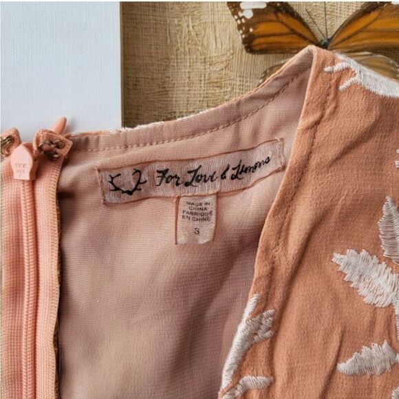 For Love and‎ Lemons Peach Mia Floral Embroidered Sheer Tiered Maxi Dress Small - Picture 7 of 7